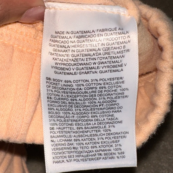 The North Face Peach Fleece Shorts - Picture 6 of 10